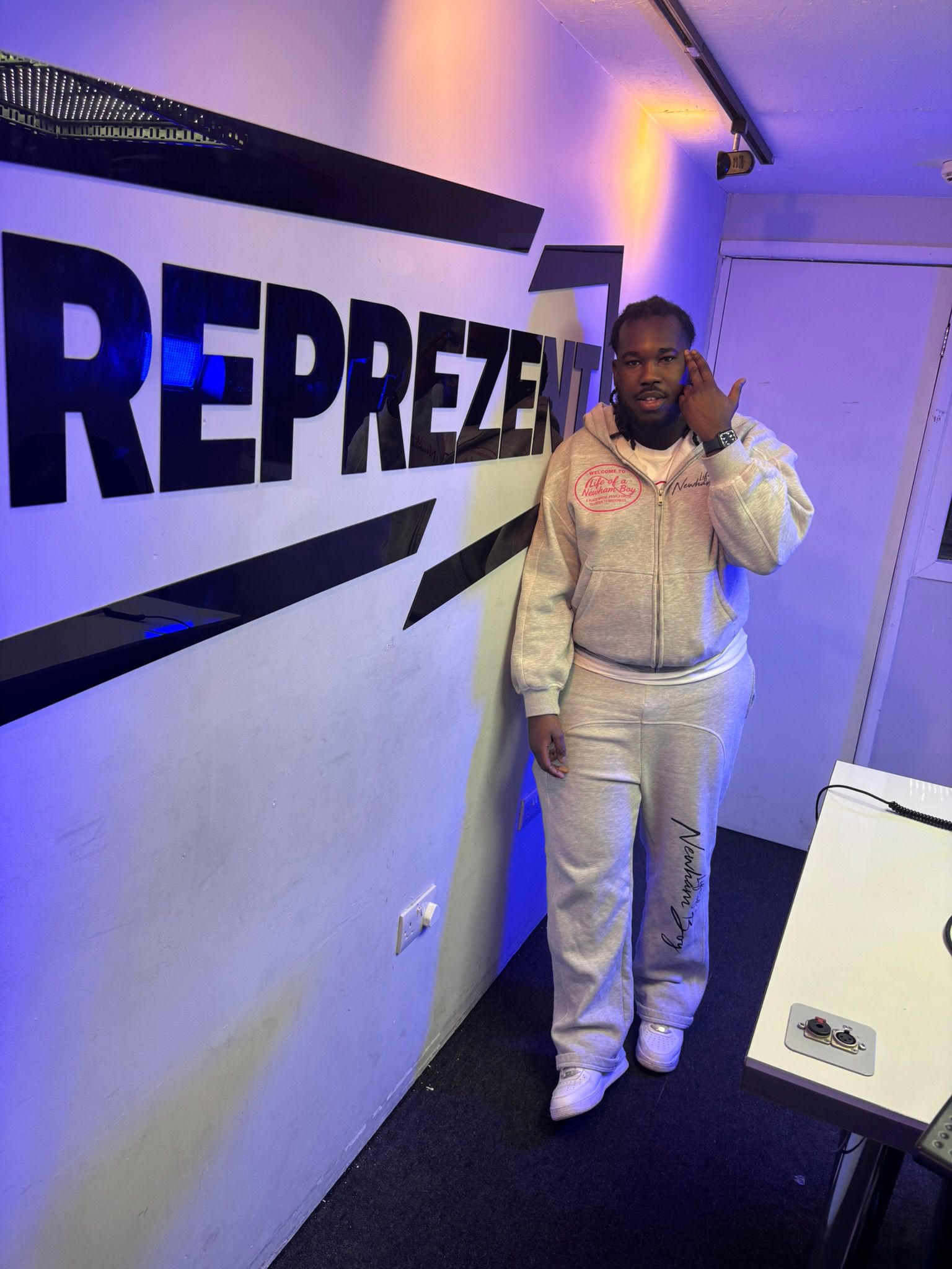 Edweezy at Reprezent Radio